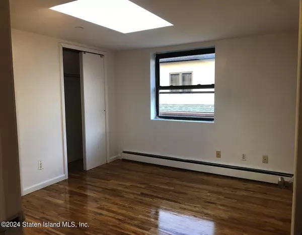 Brooklyn, NY 11229,1111 Sheepshead Bay RD