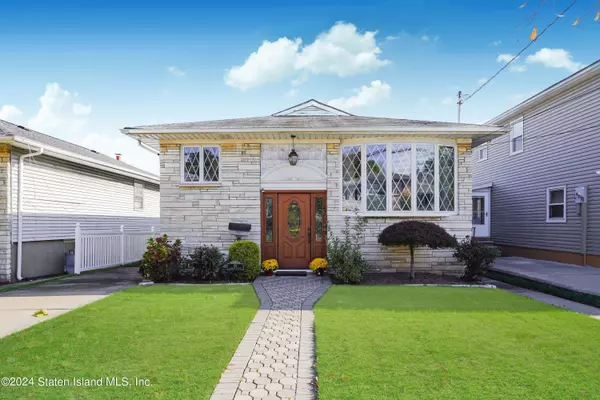 89 Renwick AVE, Staten Island, NY 10301