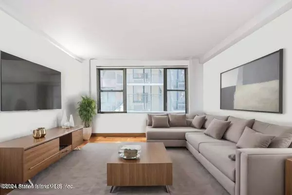 New York, NY 10022,209 East 56th ST #6h