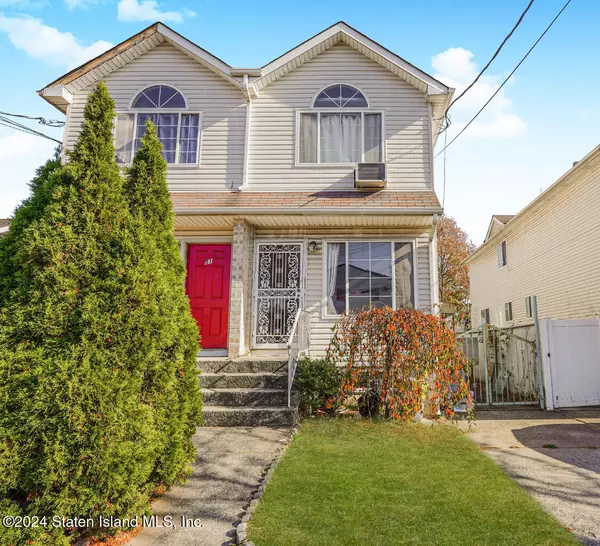 Staten Island, NY 10303,53 Gridley AVE