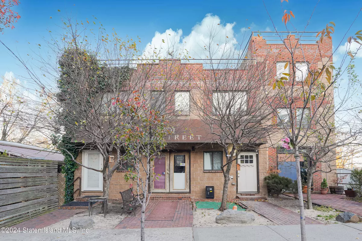 Staten Island, NY 10304,701 Bay ST
