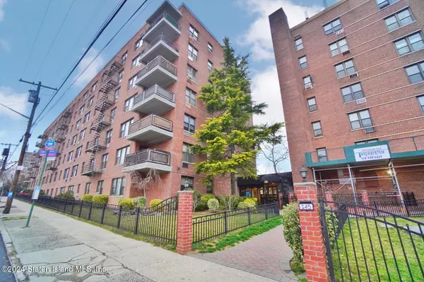 145 Lincoln AVE #1p, Staten Island, NY 10306