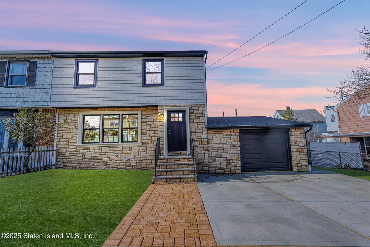 Staten Island, NY 10305,44 Anderson ST