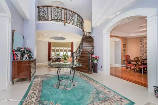 Staten Island, NY 10307,14 Ottavio Promenade