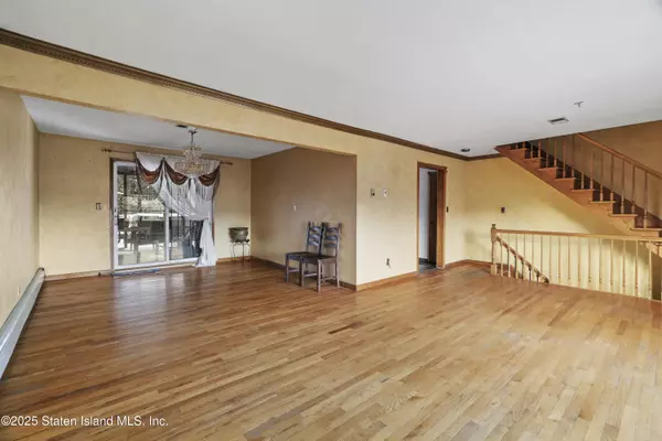 Staten Island, NY 10304,1281 Richmond RD