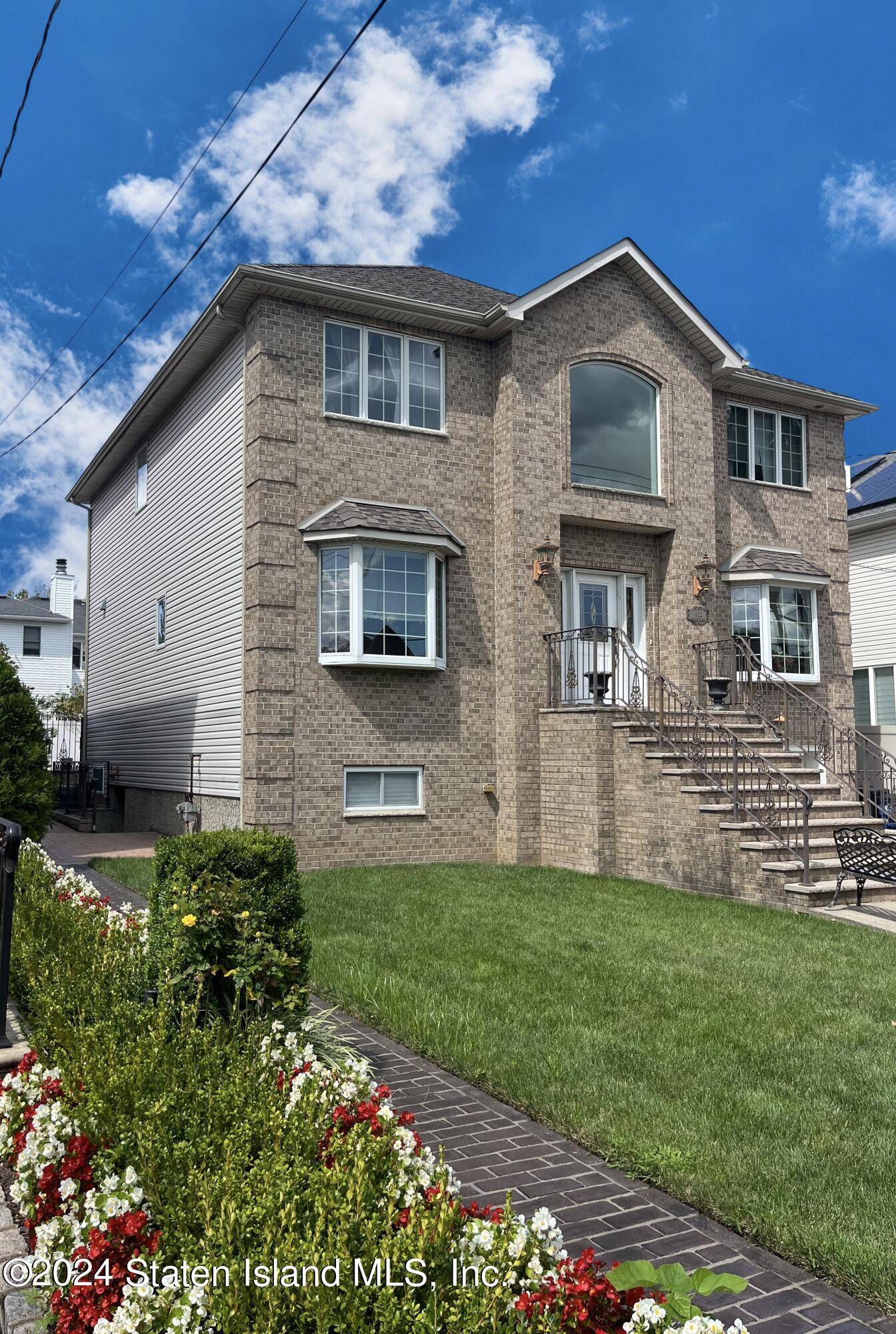 Staten Island, NY 10309,455 Darlington AVE
