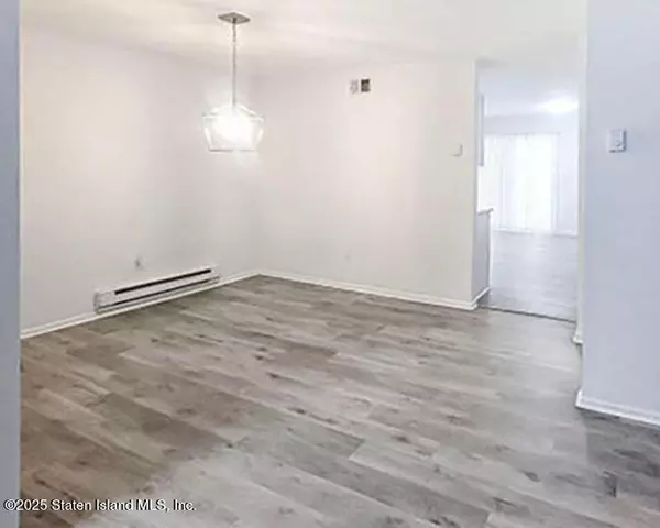 Freehold, NJ 07728,19 B Plaza Del Campillo