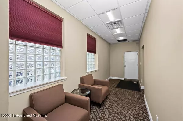 Staten Island, NY 10304,85 Tompkins ST