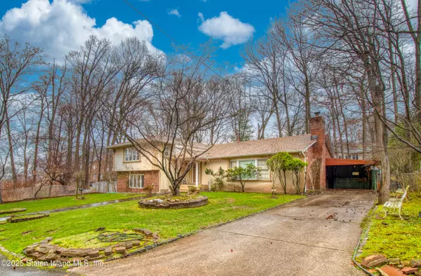 Staten Island, NY 10301,11 Shields PL