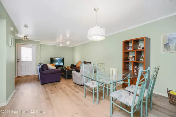 Staten Island, NY 10314,119 Glenn RD