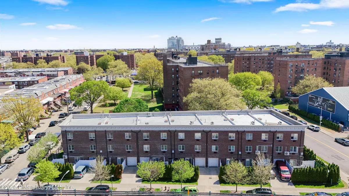 Brooklyn, NY 11223,2695 Shell RD ##3d