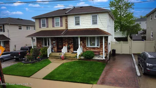 Staten Island, NY 10308,24 E Augusta AVE