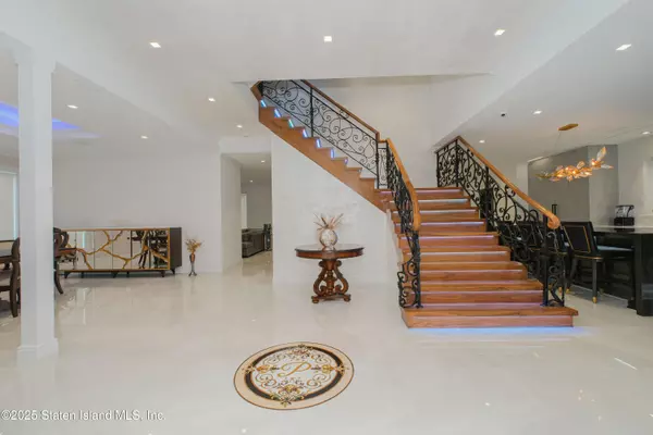Brooklyn, NY 11234,2404 Royce ST