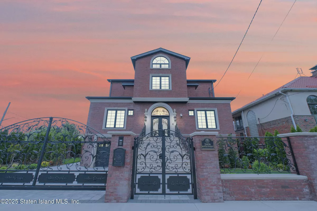 Brooklyn, NY 11234,2404 Royce ST