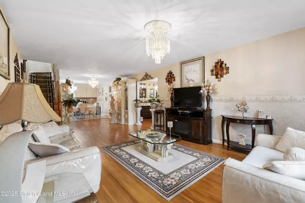 Staten Island, NY 10307,5 Sprague AVE