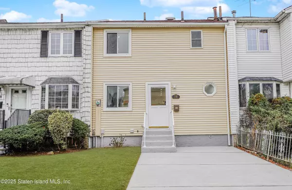 Staten Island, NY 10314,140 Ada DR