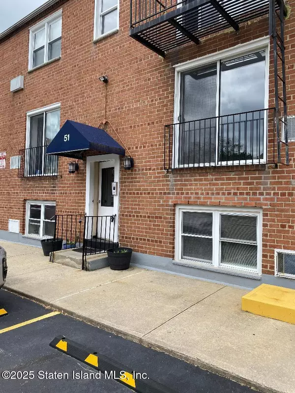 Staten Island, NY 10305,51 Vera ST #B
