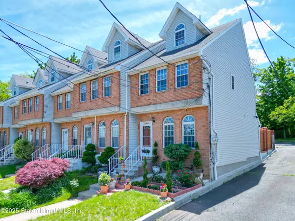 Staten Island, NY 10305
