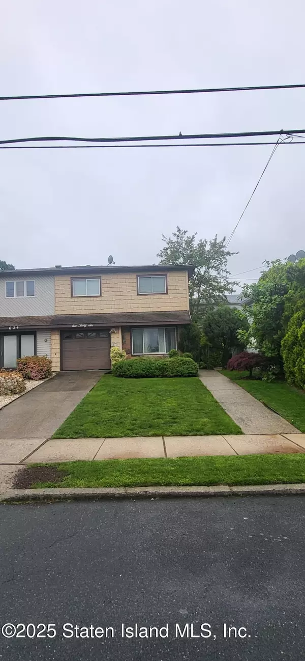 Staten Island, NY 10312,636 Leverett AVE