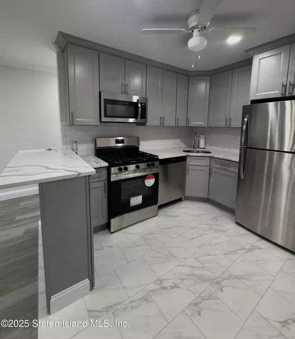 Staten Island, NY 10314,170 Devon LOOP #2