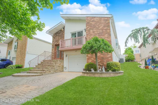 Staten Island, NY 10312,63 Dorval AVE