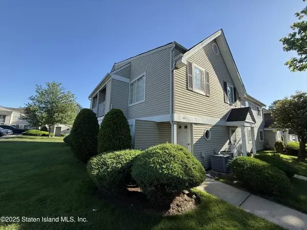 Staten Island, NY 10309,591 Correll AVE