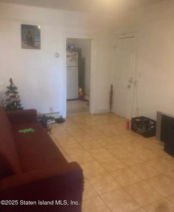 Queens, NY 11429,112-09 Francis Lewis BLVD