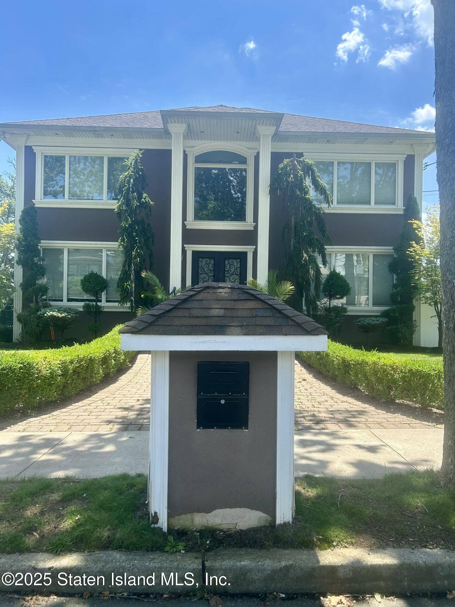 66 Pleasant Plains AVE, Staten Island, NY 10309