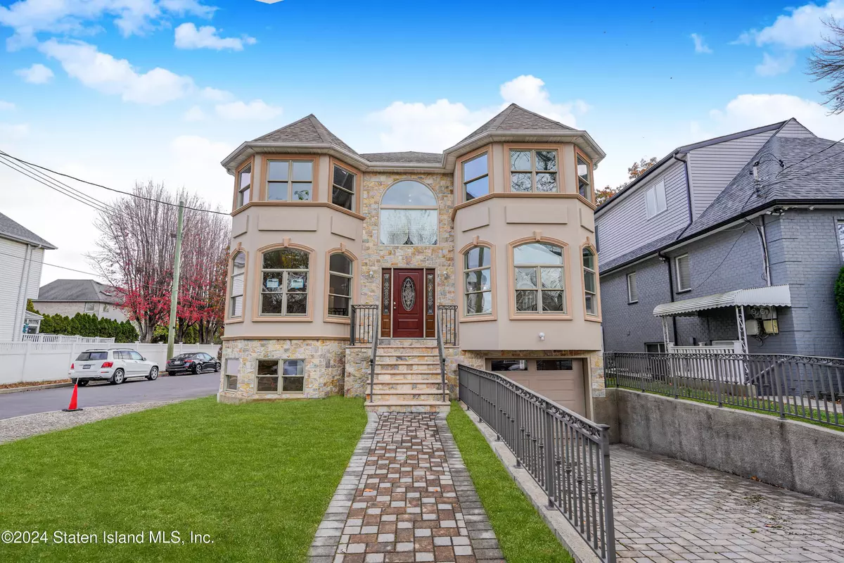 Staten Island, NY 10307,101 Bedell AVE