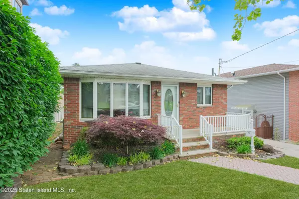 Staten Island, NY 10304,33 Hunter ST