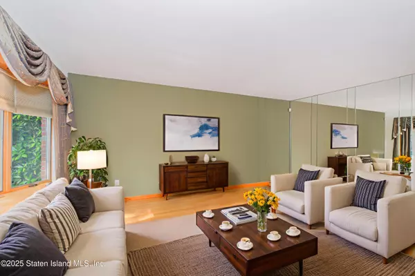 Staten Island, NY 10304,33 Hunter ST