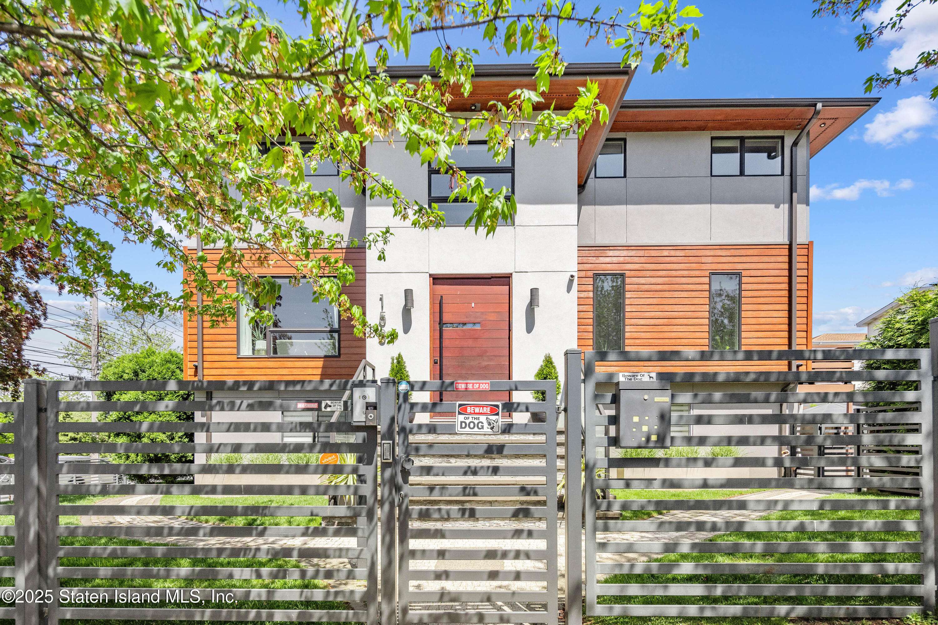 153 Fine BLVD, Staten Island, NY 10314