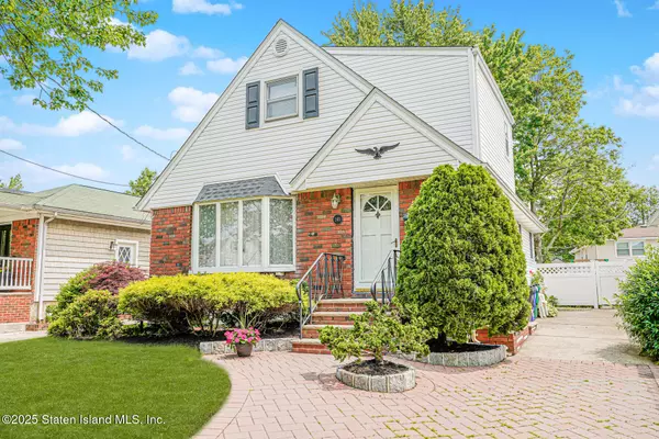 Staten Island, NY 10312,243 Seidman AVE