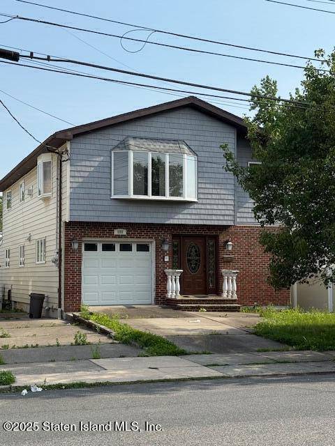 688 Leverett AVE, Staten Island, NY 10312