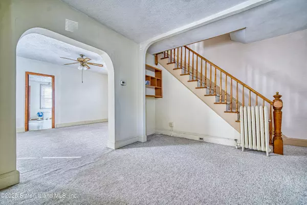 Staten Island, NY 10302,25 Lexington AVE