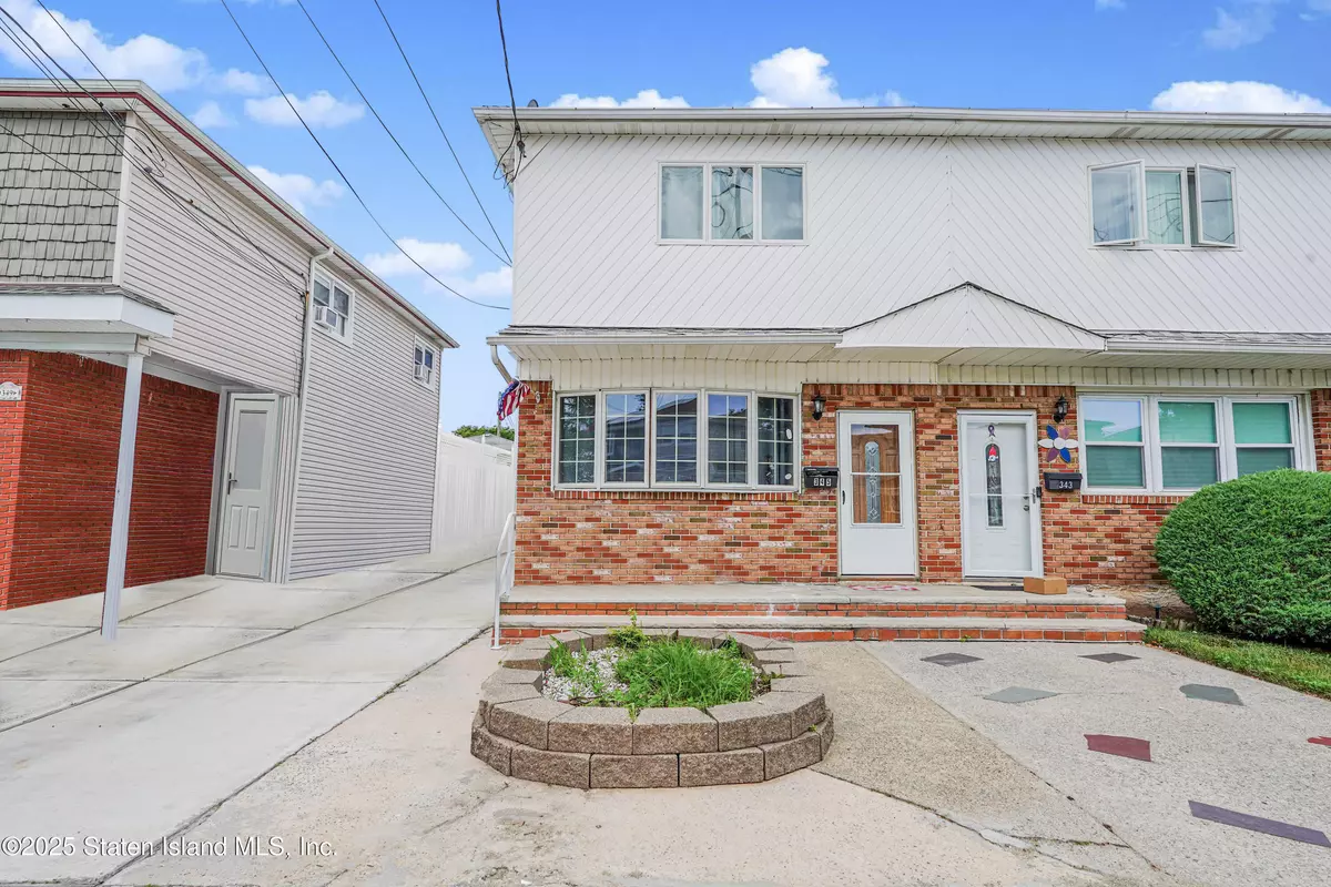 Staten Island, NY 10306,345 Milton AVE
