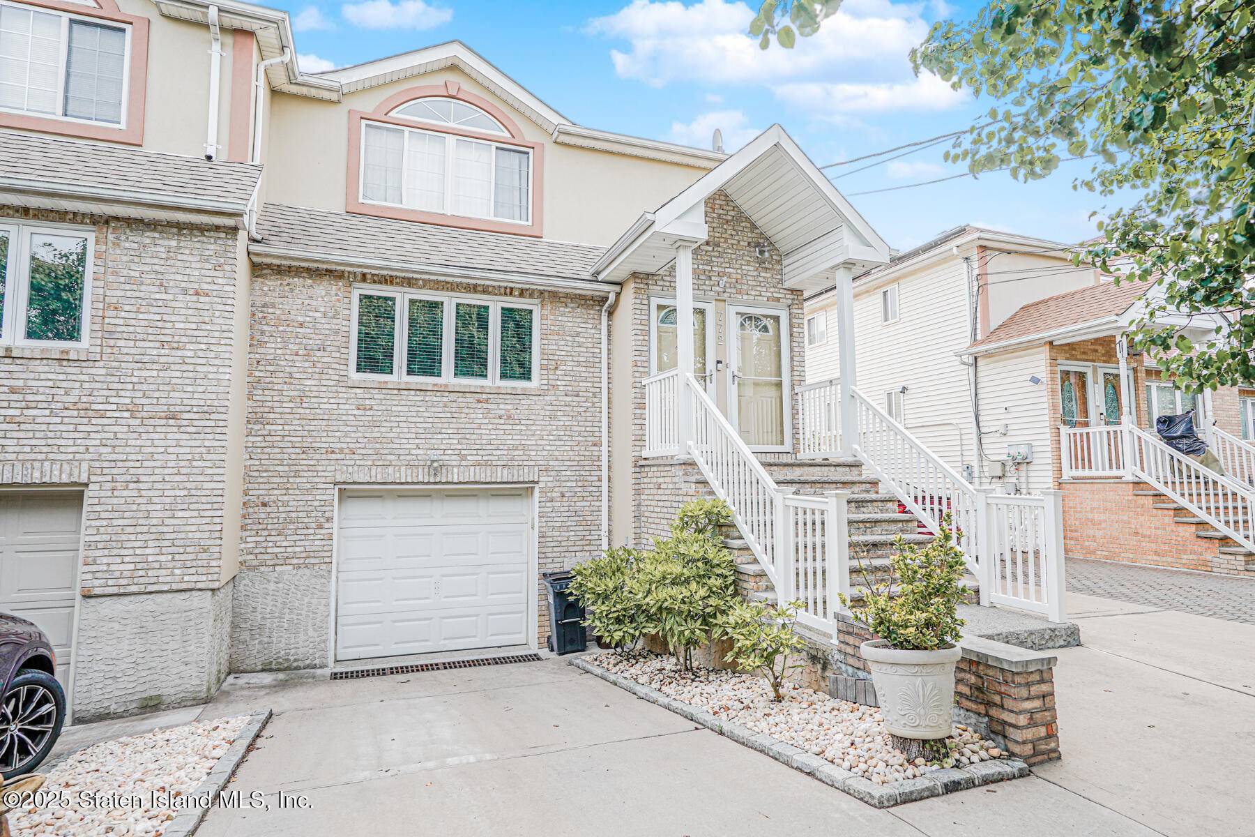 Staten Island, NY 10309,772 Rossville AVE