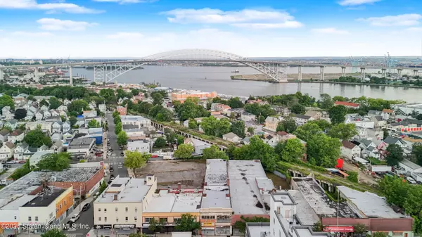 Staten Island, NY 10302,114 Port Richmond AVE