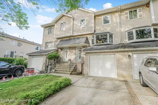 Staten Island, NY 10312,117 Boulder ST