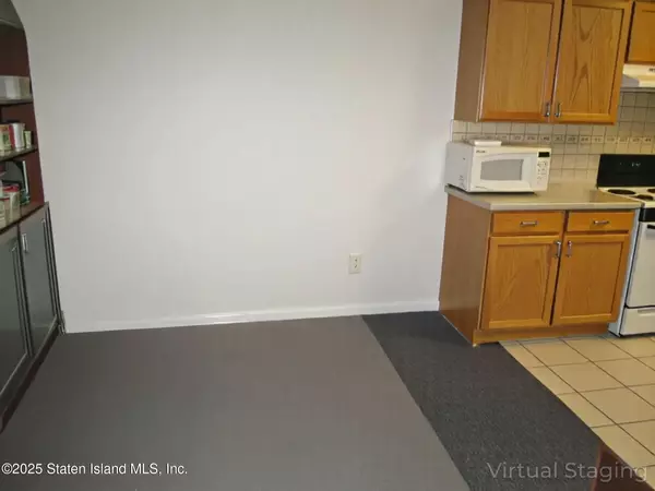 Staten Island, NY 10312,185 Aspen Knolls WAY