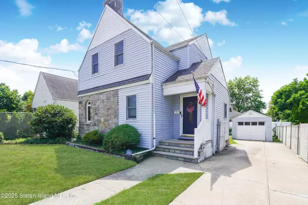 Staten Island, NY 10310,624 Davis AVE