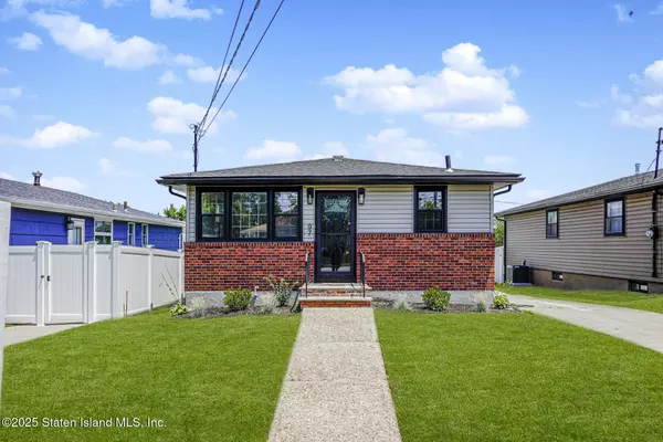 Staten Island, NY 10312,97 Preston AVE