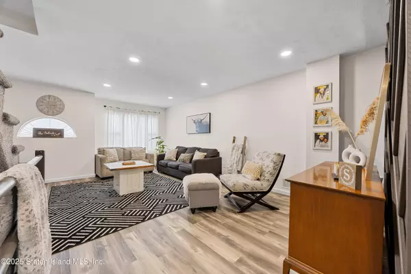 Staten Island, NY 10312,9 Eagan AVE