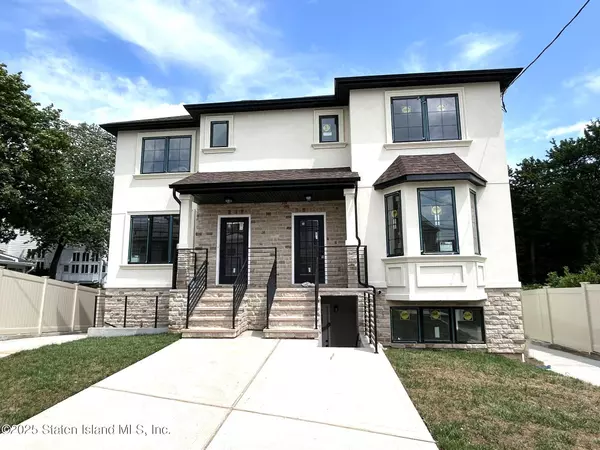 25 Marie ST, Staten Island, NY 10305