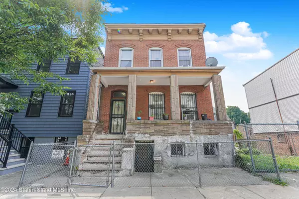 50 Brook ST, Staten Island, NY 10301