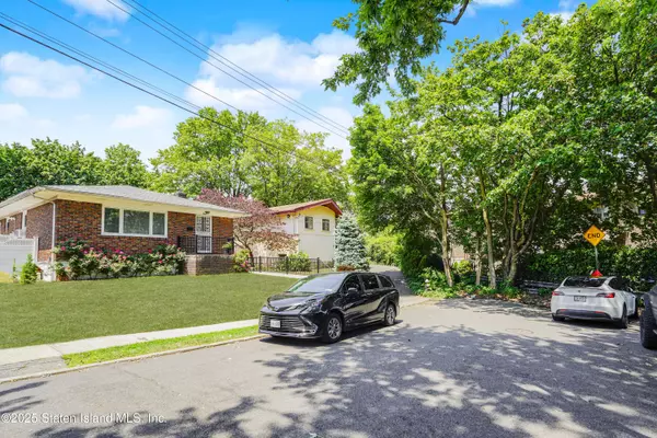 Staten Island, NY 10305,8 Piedmont AVE