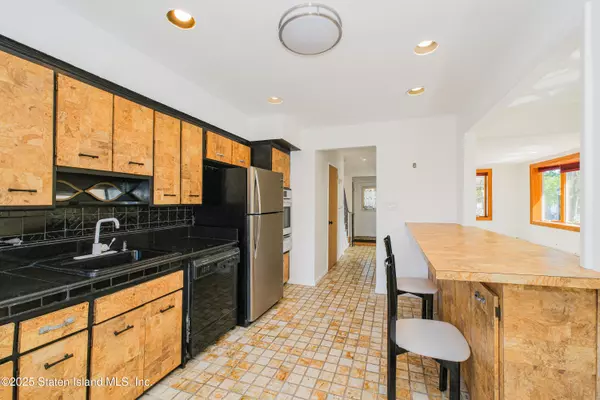 Brooklyn, NY 11214,8884 17th AVE