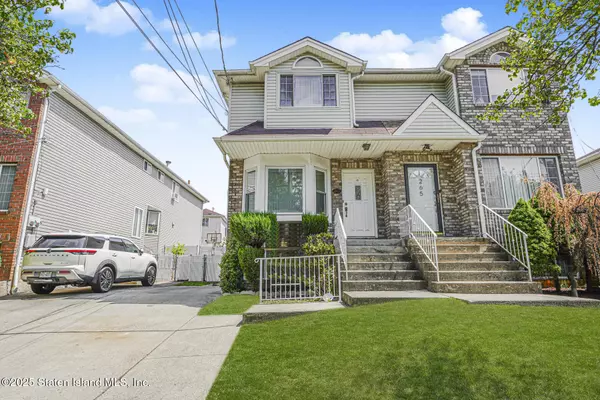 263 Seguine AVE, Staten Island, NY 10309