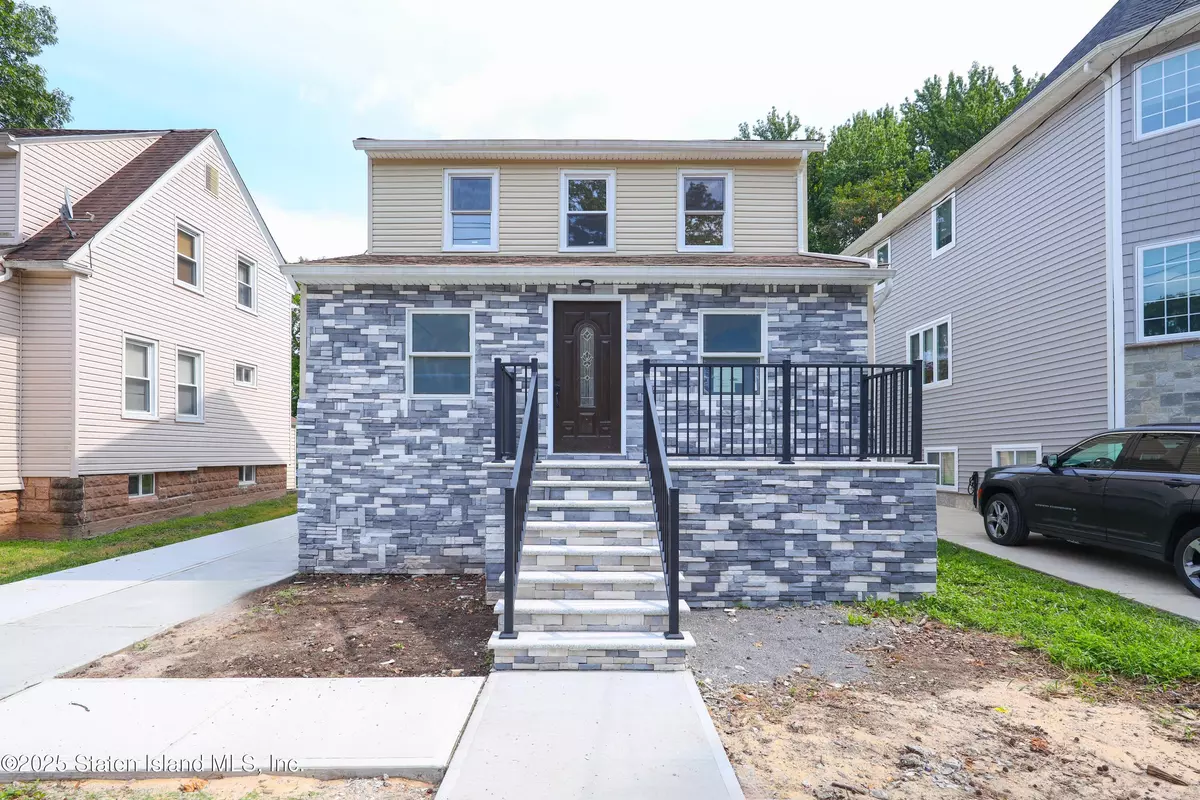 Staten Island, NY 10308,66 Gibson AVE