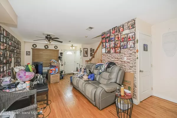 Staten Island, NY 10312,111 Gary ST